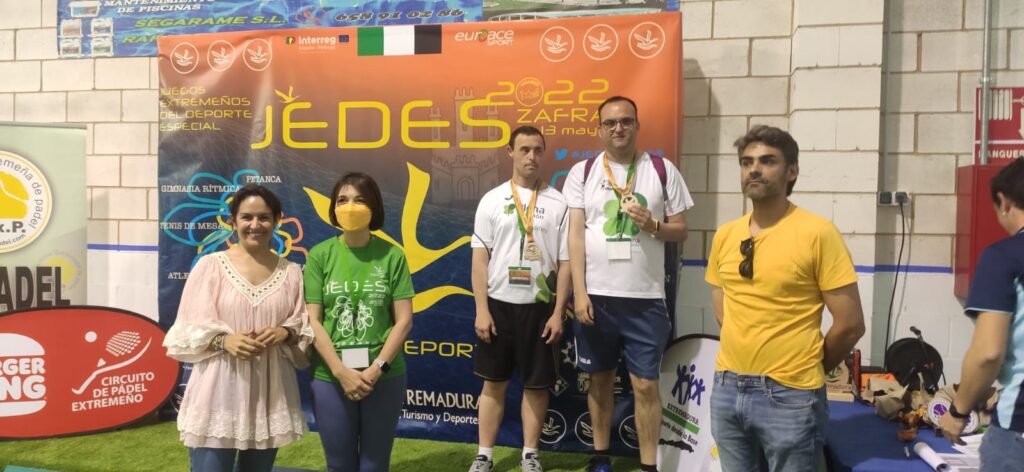 PHOTO-2022-11-23-12-12-15-3-1024x472